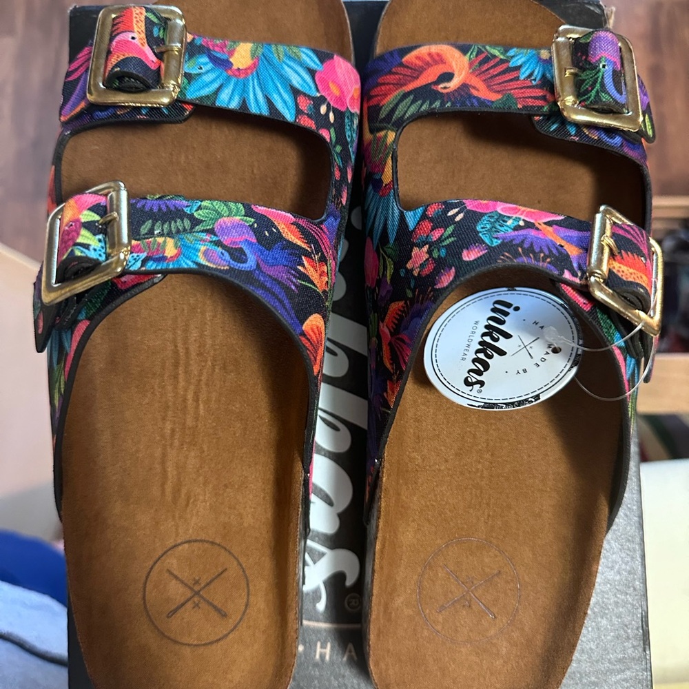 Brand new Inkkas sandals, sz 9